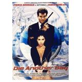 Die Another Day Halle Berry and Pierce Brosnan...