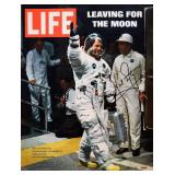 Moon Walker Neil Armstrong signed Life Magazine