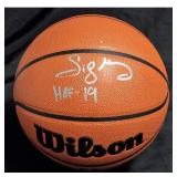Milwaukee Buck Sidney Moncrief Signed Spalding...