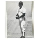 Willie Montanez signed photo