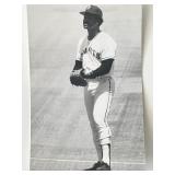 Willie Montanez signed photo