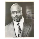 Magnum PI Roger E. Mosley signed photo