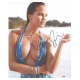 Sports Illustrated Swimsuit Model Chrissy...