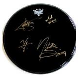Mï¿½tley Crï¿½e signed drum head