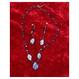 Necklace and earrings set
