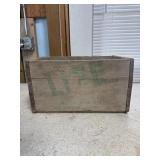 vintage wooden 7UP soda crate
