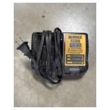 dewalt dcb112 12v/20v max charger