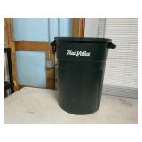 True value trash can
