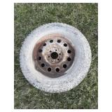 Lt275 / 65r16 tire with rim