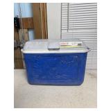 Rubbermaid 48qt cooler