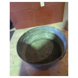 Galvinized wash tub