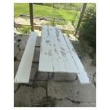 Picnic table