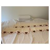 3 Christams Heart Shelf scarves