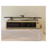 Under Cabinet Radio