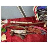 Staffs/ pipe/ horn