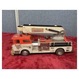 Vintage 1990 toy state power boom fire truck
