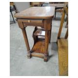 solid oak side table with chairs