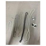 Assorted jewelry