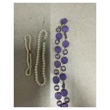 Assorted jewelry