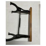 Paper towel holder