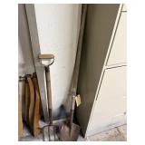 hay fork with spade