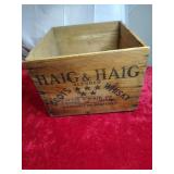 Vintage Haig & Haig blended Scots Whisky Wooden