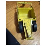 Hubley #1807 Earth Mover