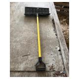 Winter shovel