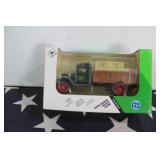 Die Cast Collectible : John Deere Coin Truck Bank