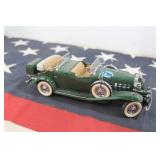 Die Cast Collectible : 1932 Cadillac V-16