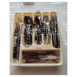 Assorted cutlery