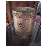 Metal waste basket cover