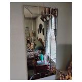 Decorative wall mirror