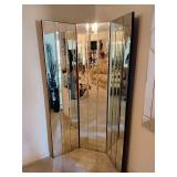 Mirrored room divider