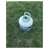 Propane tank, full