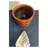 Vtg wooden nut bowl w/ nutcracker & picks