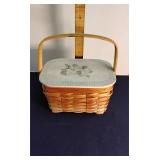Lidded basket