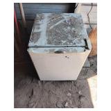 Whirlpool dorm fridge, works