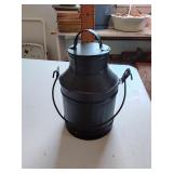 Decorative milk can