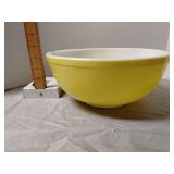 Pyrex mixing bowl