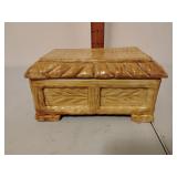 Ceramic jewelry box