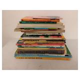 Assorted children's book lot