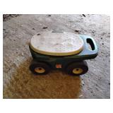 Rolling garden cart/seat