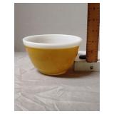 Pyrex 1.5 pint bowl