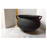 Cast iron #6 cauldron/pot