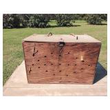 Pigeon wooden carrying case