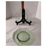 Green octagonal plates (2)