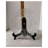 Glass serving plate