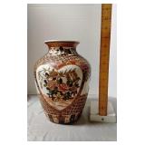 Large Asian vase (marked)