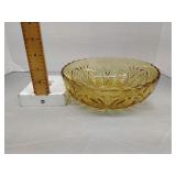 Anchor Hocking Medallion amber glass serving bowl